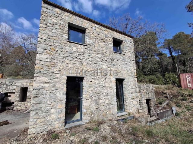 Rustici e casali in vendita di 84 m²