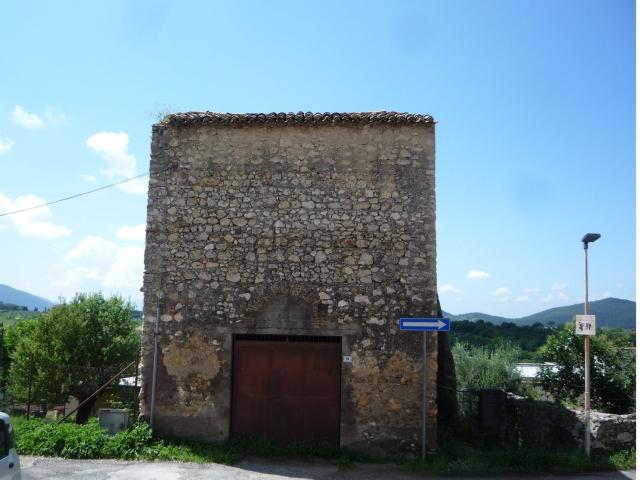 Rustici e casali in vendita di 84 m² in Via delle Macine, 15