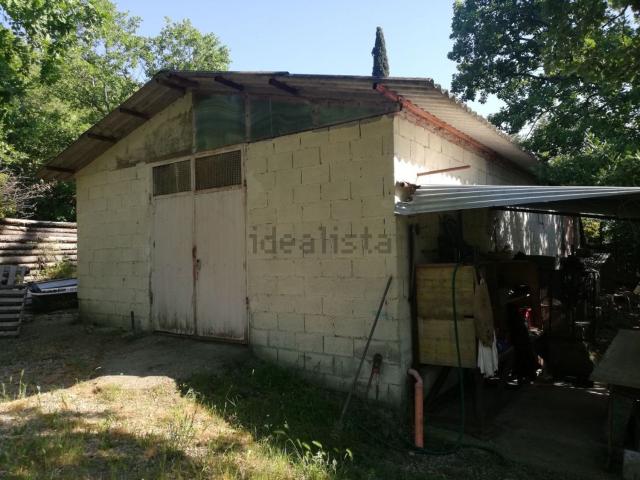Rustici e casali in vendita di 84 m² in Località Rigutino nord