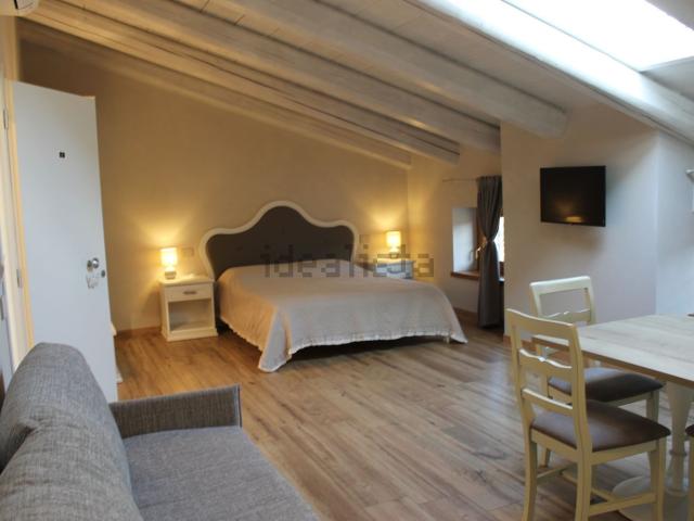 Rustici e casali in vendita di 850 m²