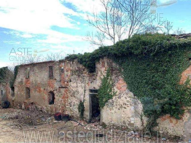 Rustici e casali in vendita di 852 m² in Strada Vicinale