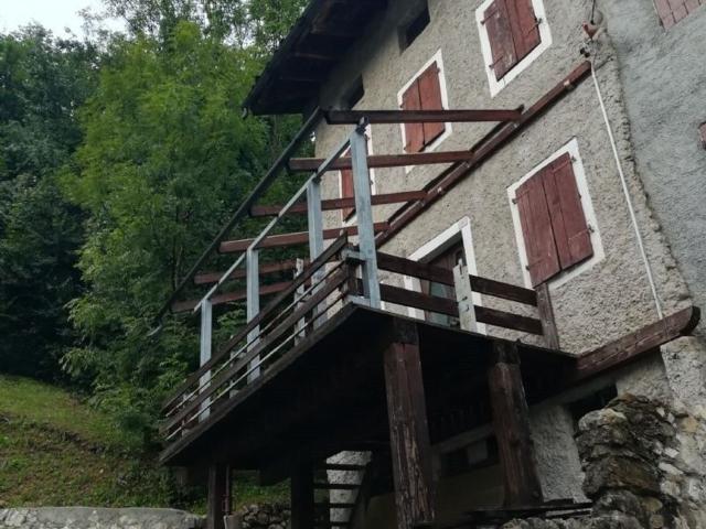 Rustici e casali in vendita di 85 m²