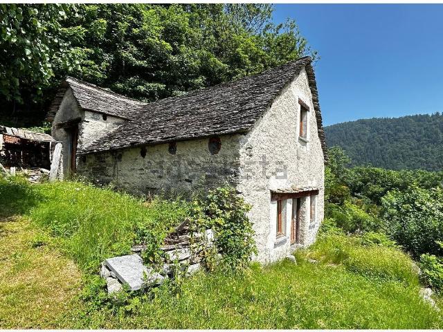 Rustici e casali in vendita di 85 m² in Via Ala Bliz, 103