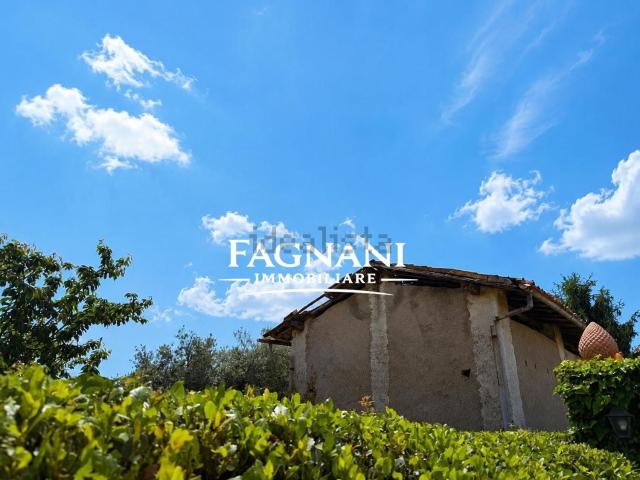 Rustici e casali in vendita di 85 m² in Via Appia Vecchia