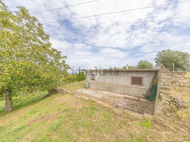 Rustici e casali in vendita di 85 m² in Via Torricella