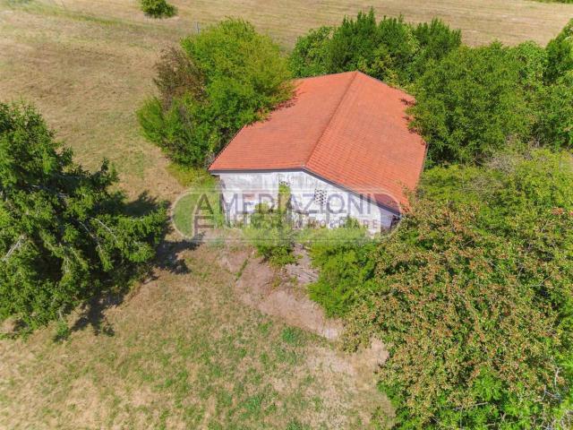 Rustici e casali in vendita di 85 m² in Via Vicenza, 34