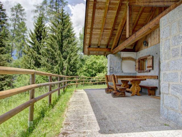 Rustici e casali in vendita di 85 m² in Strada Provinciale 53