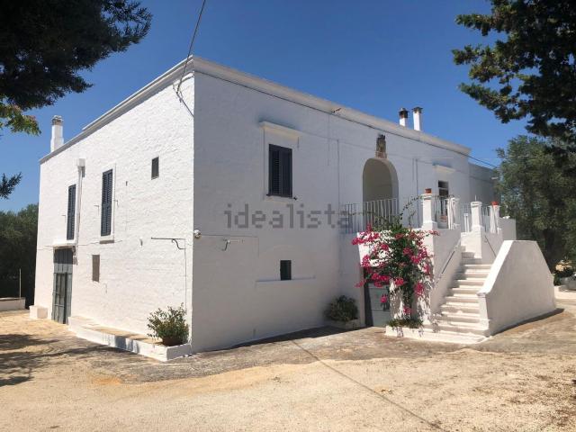 Rustici e casali in vendita di 900 m² in Contrada Badessa