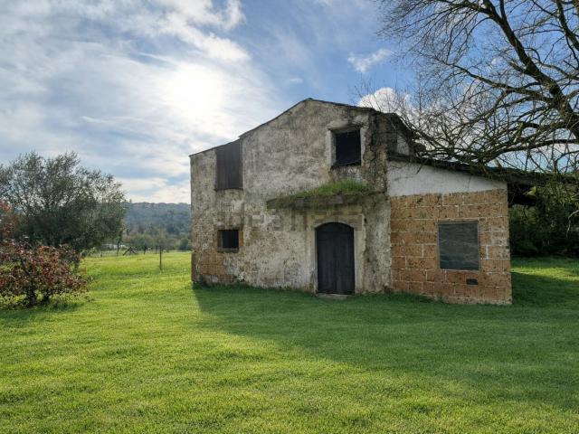 Rustici e casali in vendita di 90 m² in Via Mario Villani
