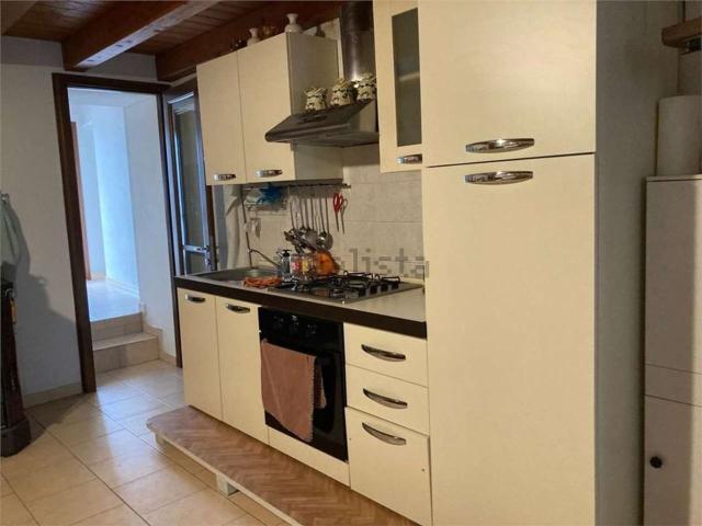 Rustici e casali in vendita di 90 m² in Via Roma