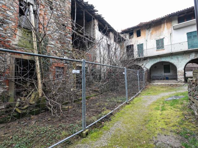 Rustici e casali in vendita di 93 m² in Via San Antonio, 13