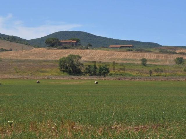 Rustici e casali in vendita di 950 m² in Via Vicinale di Faltona