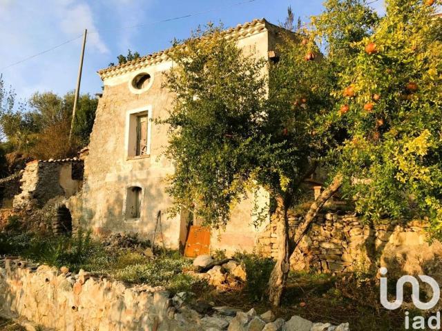 Rustici e casali in vendita di 95 m² in Località Vadi, 1
