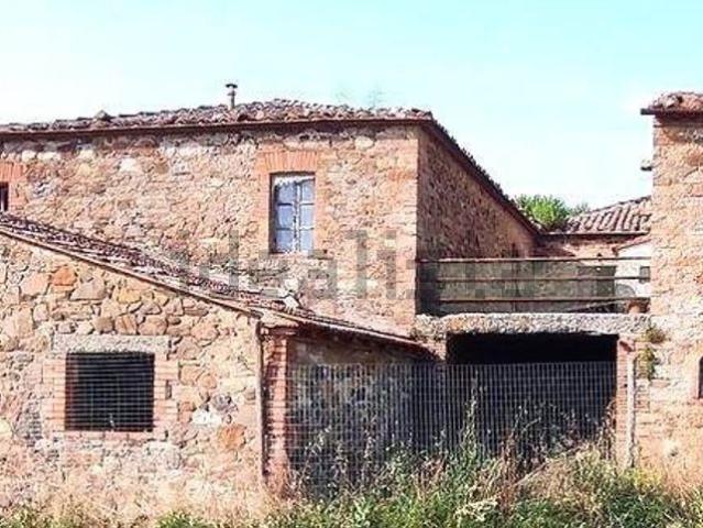 Rustici e casali in vendita di 974 m² in Strada Provinciale Cipressino