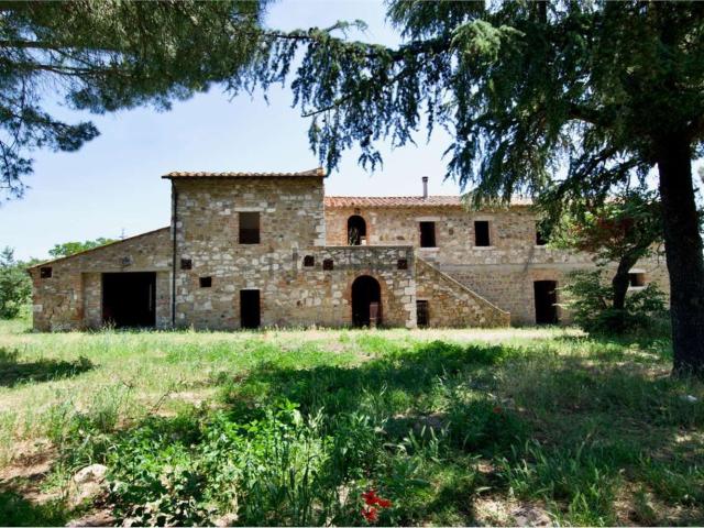 Rustici e casali in vendita di 988 m²
