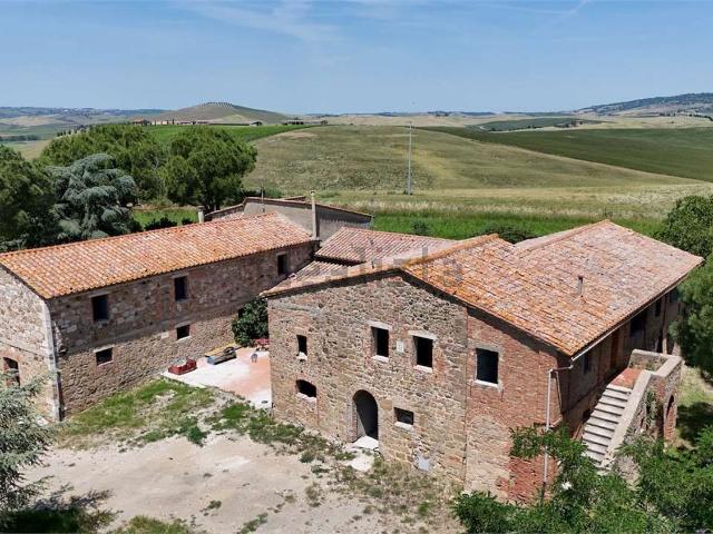 Rustici e casali in vendita di 988 m²