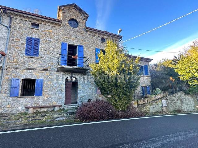 Rustico, ottimo stato, 194 m², Centro, Berceto