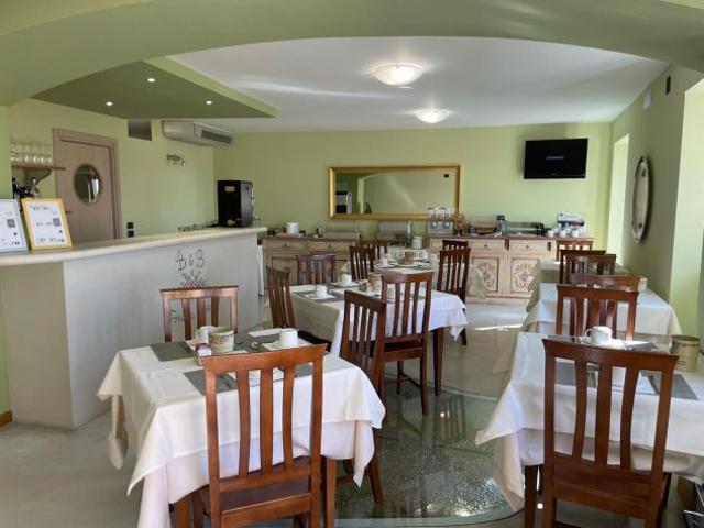 RUSTICO ADIBITO A B&B