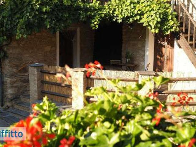Rustico arredato con terrazzo San Damiano Macra