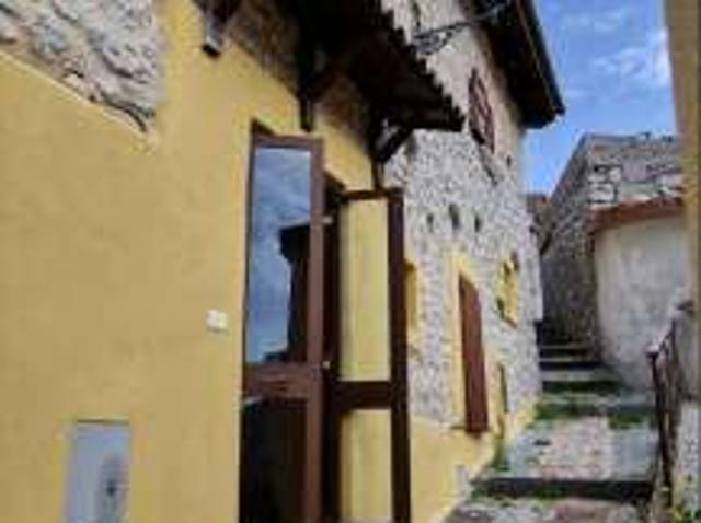 Rustico arredato Letino