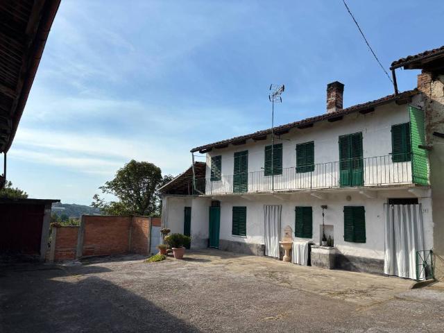 Rustico / Casale in vendita a Cocconato AT