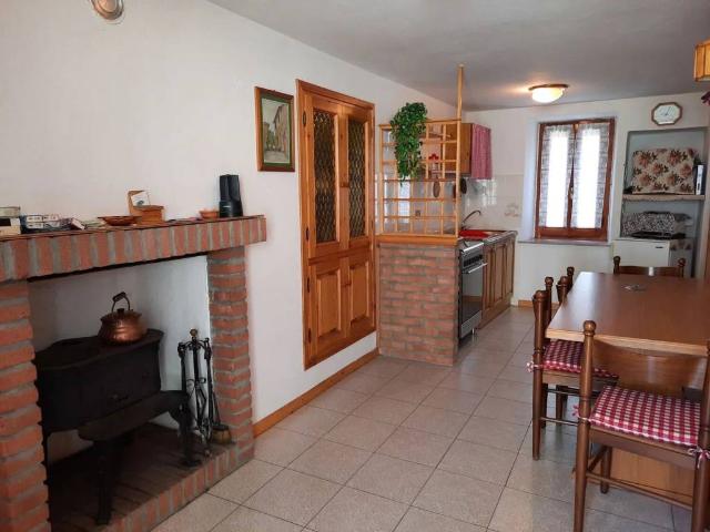 Rustico / Casale in vendita a Coli PC