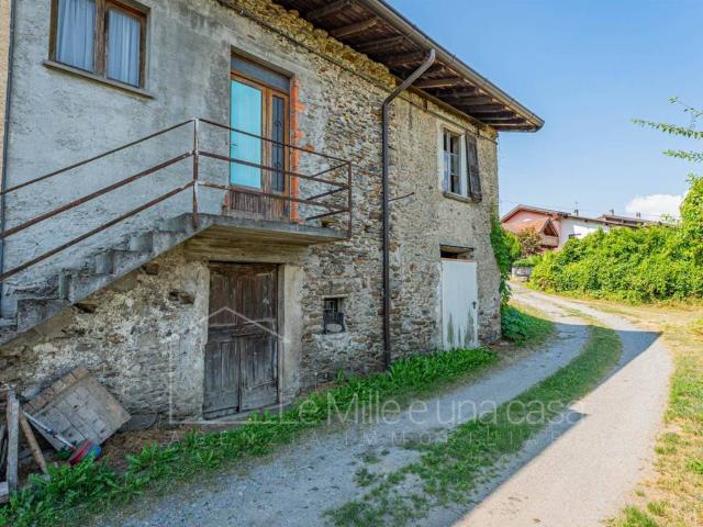 Rustico / Casale in vendita a Colico LC