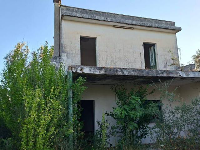 Rustico / Casale in vendita a Collepasso LE