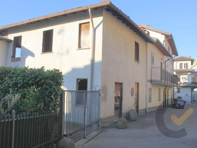Rustico / Casale in vendita a Como CO