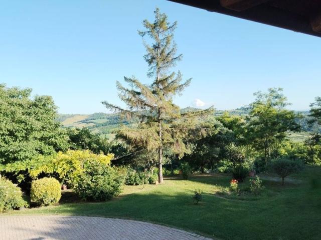 Rustico / Casale in vendita a Conzano AL