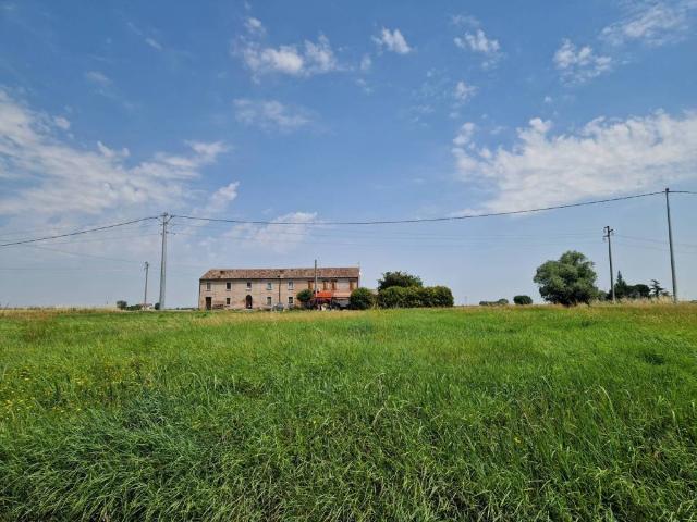 Rustico / Casale in vendita a Copparo FE