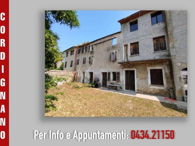 Rustico / Casale in vendita a Cordignano TV