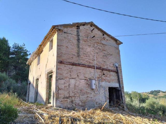 Rustico / Casale in vendita a Corinaldo AN