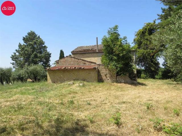 Rustico / Casale in vendita a Corridonia MC