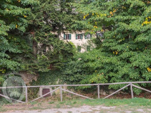 Rustico / Casale in vendita a Cortona AR
