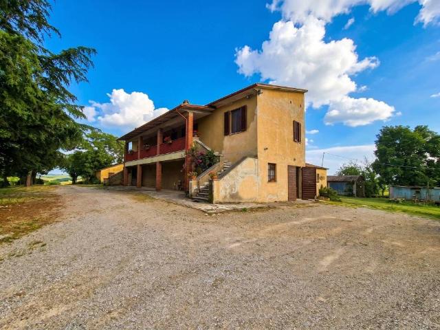 Rustico / Casale in vendita a Cortona AR