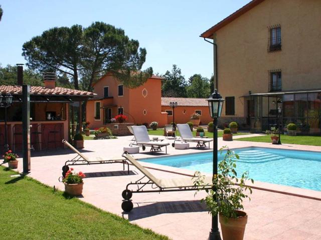 Rustico / Casale in vendita a Cortona AR