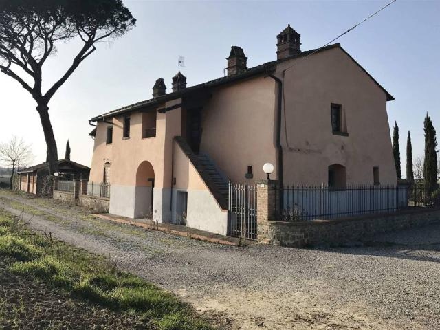 Rustico / Casale in vendita a Cortona AR