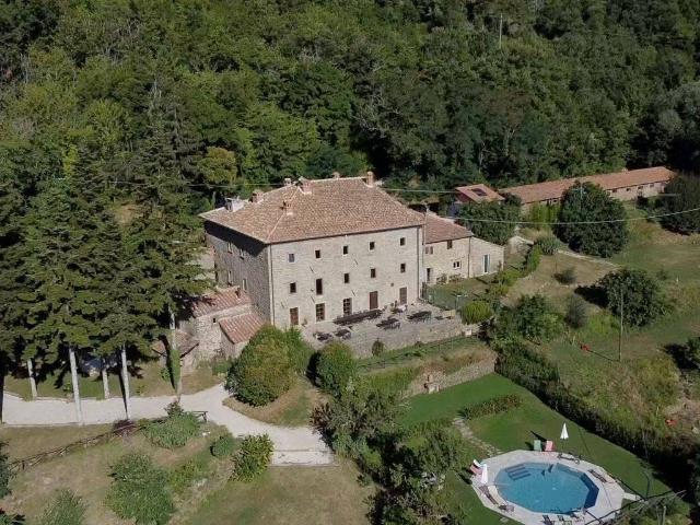 Rustico / Casale in vendita a Cortona AR