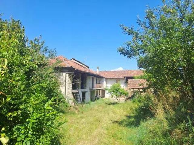 Rustico / Casale in vendita a Cortemilia CN