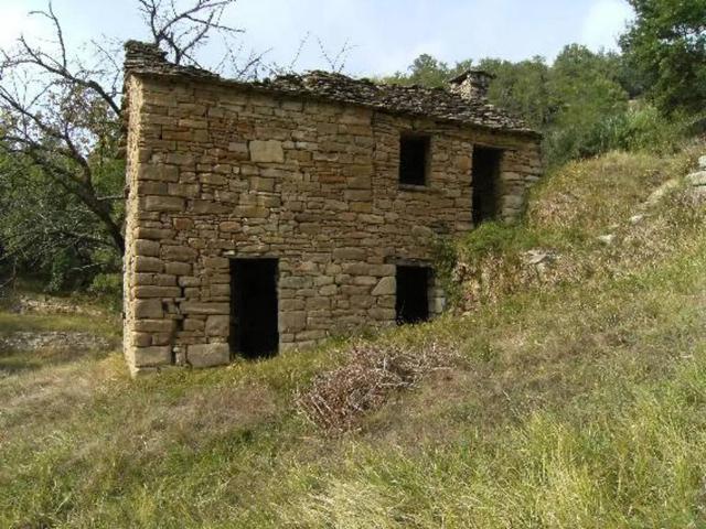 Rustico / Casale in vendita a Cortemilia CN