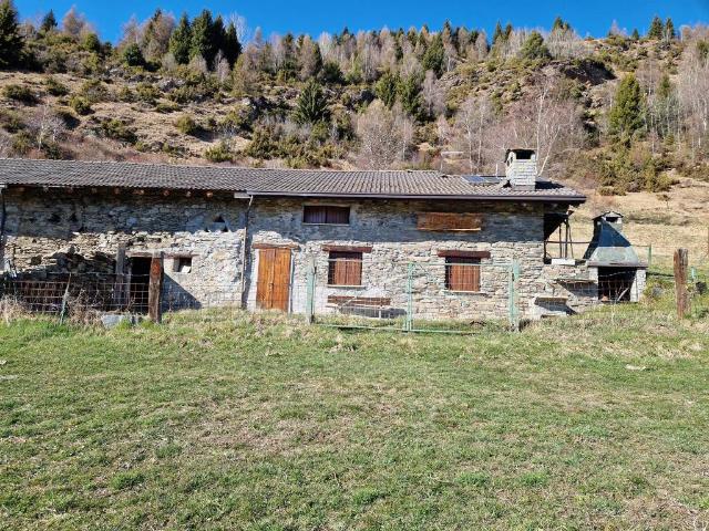 Rustico / Casale in vendita a Corteno Golgi BS
