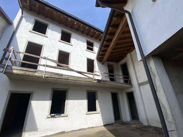 Rustico / Casale in vendita a Cortenuova BG