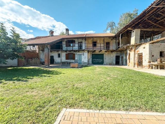 Rustico / Casale in vendita a Cavaglietto NO