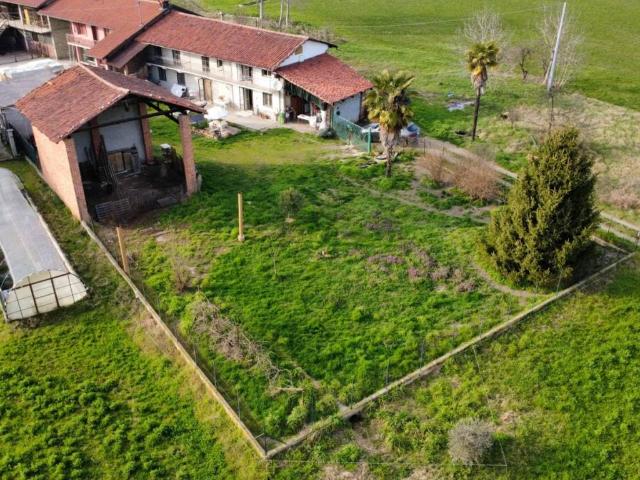 Rustico / Casale in vendita a Cavour TO
