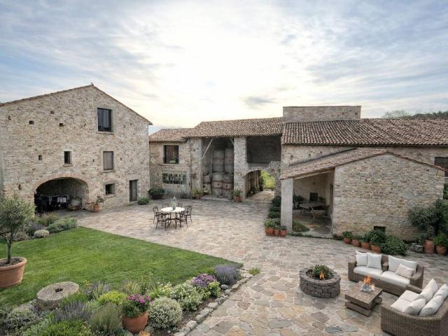 Rustico / Casale in vendita a Cavriana MN