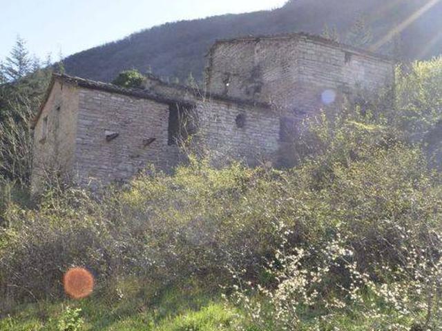 Rustico / Casale in vendita a Cagli PU