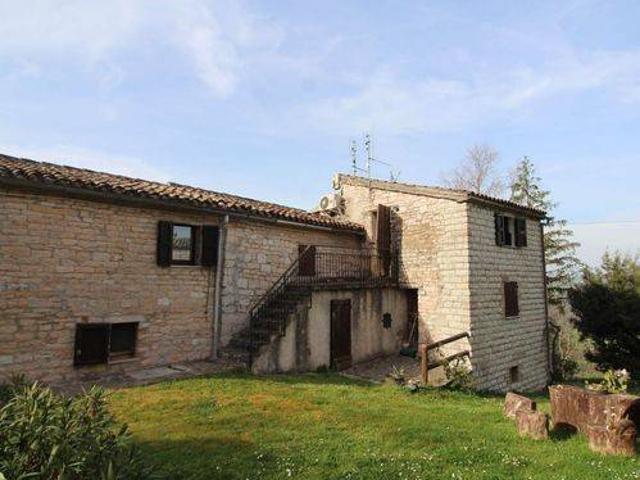 Rustico / Casale in vendita a Cagli PU