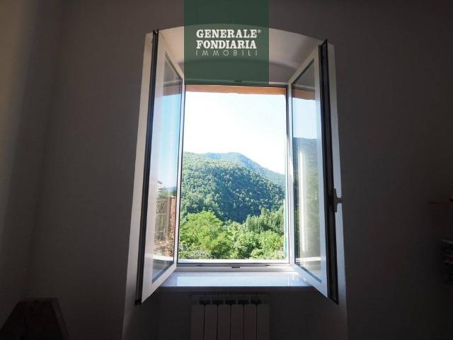 Rustico / Casale in vendita a Calice al Cornoviglio SP