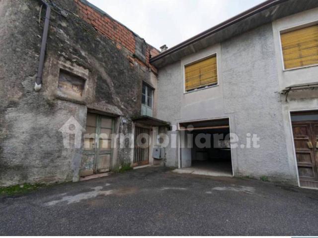 Rustico / Casale in vendita a Calvagese della Riviera BS